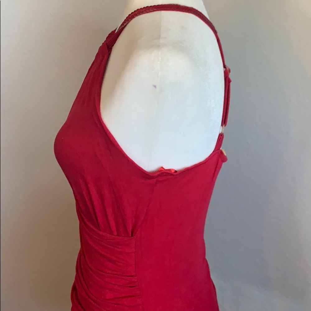 Arden B keyhole Red Top - Picture 4 of 6